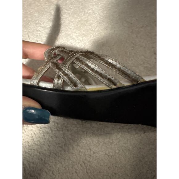 Women's 6.5W  Silver Montego Bay Club Sandals - Picture 10 of 12